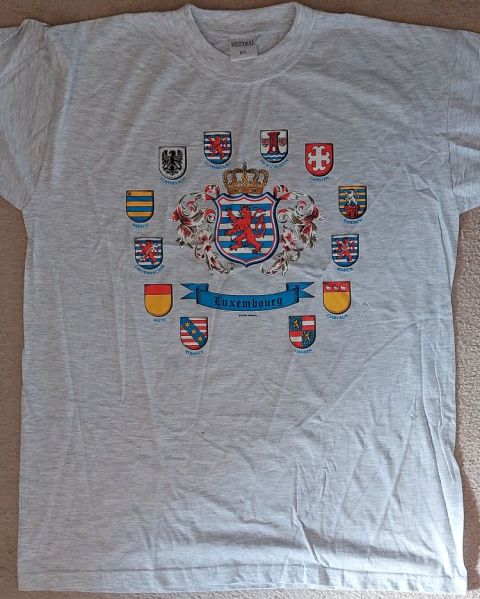 File:Luxembourg1.shirt.jpg