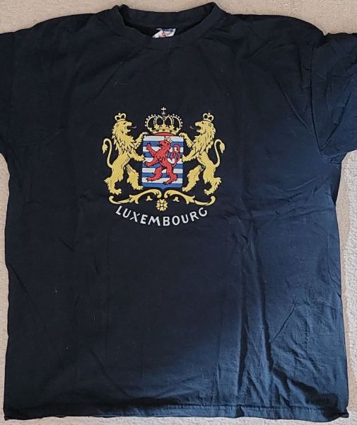File:Luxembourg2.shirt.jpg