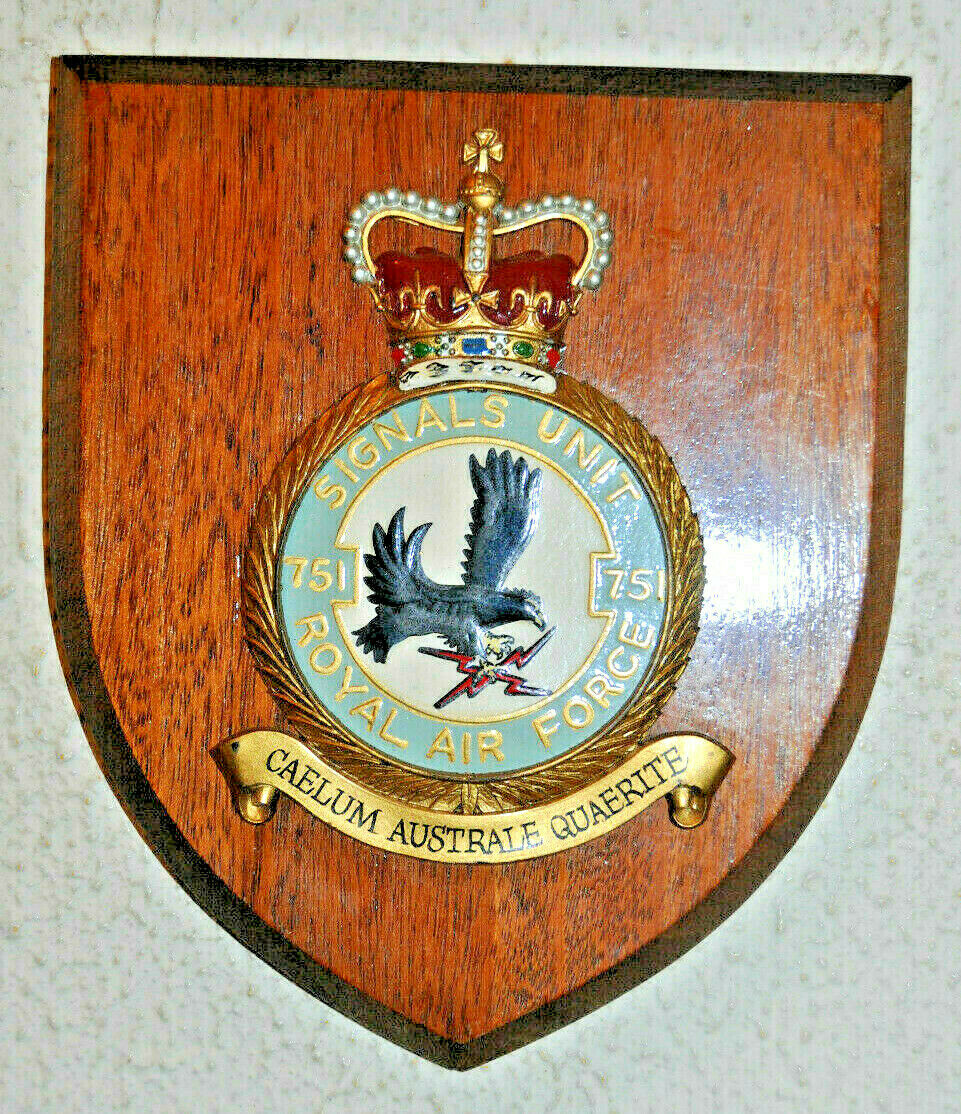 No 751 Signals Unit, Royal Air Force - Coat of arms (crest) of No 751 ...