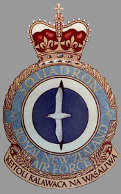 Coat of arms (crest) of the Mo 5 Squadron, RNZAF
