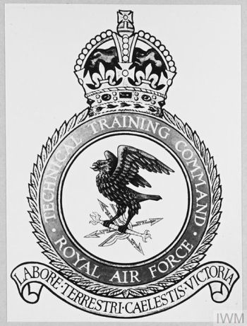 Coat of arms (crest) of the Technical Training Command, Royal Air Force