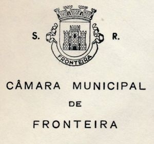 Arms of Fronteira (city)