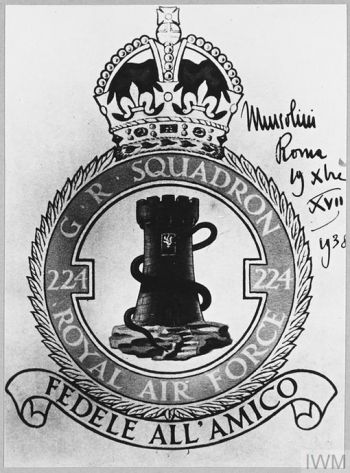 Coat of arms (crest) of the No 224 General Reconnaissance Squadron, Royal Air Force