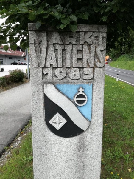 File:Wattens1.jpg