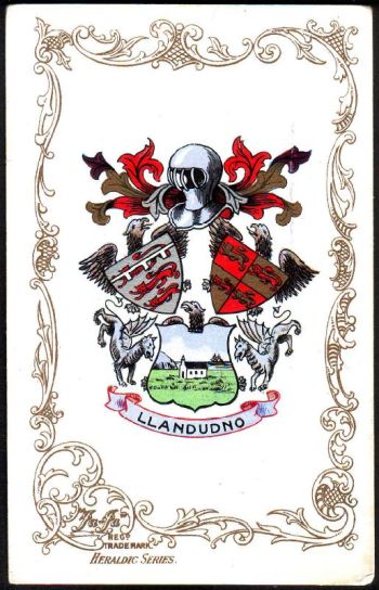 Coat of arms (crest) of Llandudno