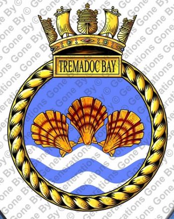 Coat of arms (crest) of the HMS Tremadoc Bay, Royal Navy